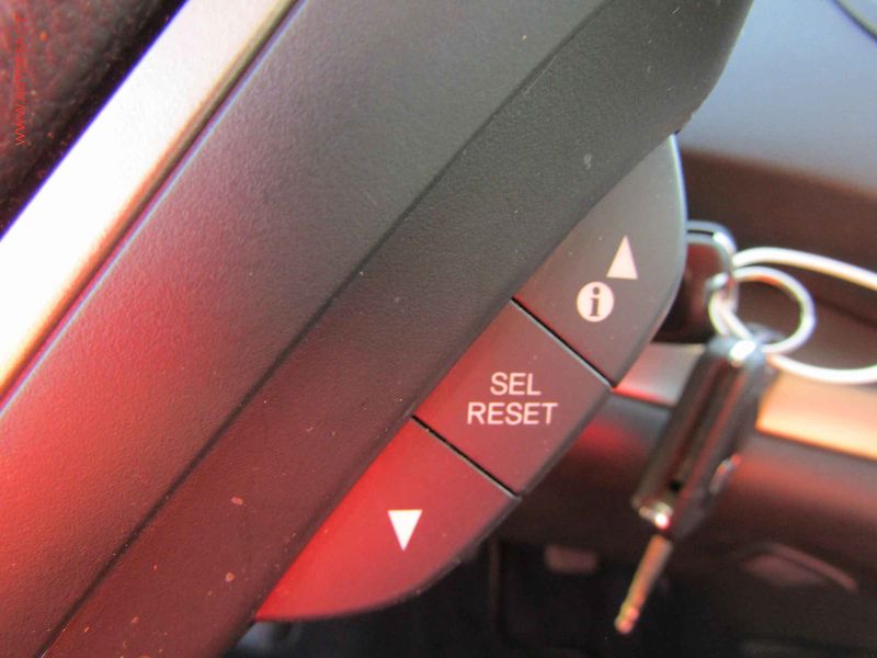 Honda CR-V (2014) 1.6 i-DTEC, AC, TZ, kamera - fotka 17 z 22