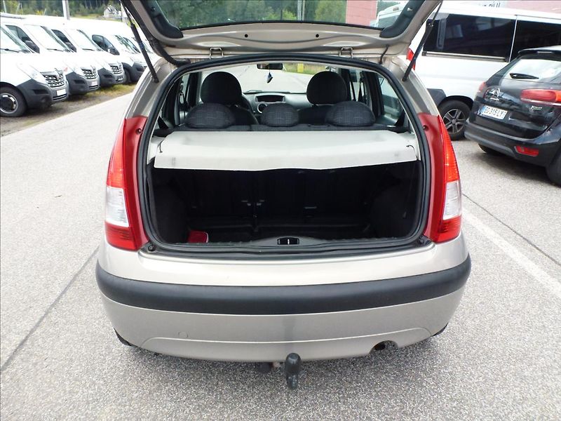 Citroën C3 1,1 SX - fotka 20 z 42