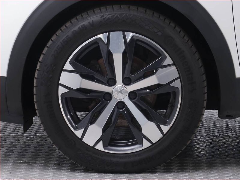 Peugeot 5008 (2019) Allure PureTech 130, 7 míst - fotka 15 z 22