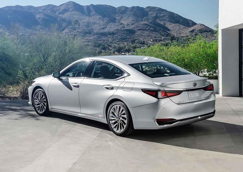 Ford Evos by měl podle řady zdrojů časem nahradit Mondeo