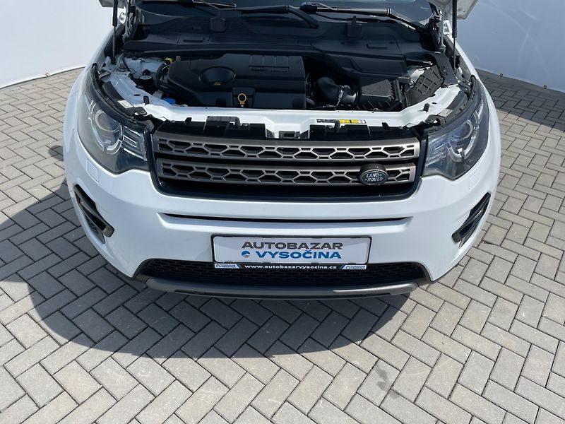 Land Rover Discovery Sport (2016) 2.0Td4 110kW 4x4 HSE - fotka 12 z 30