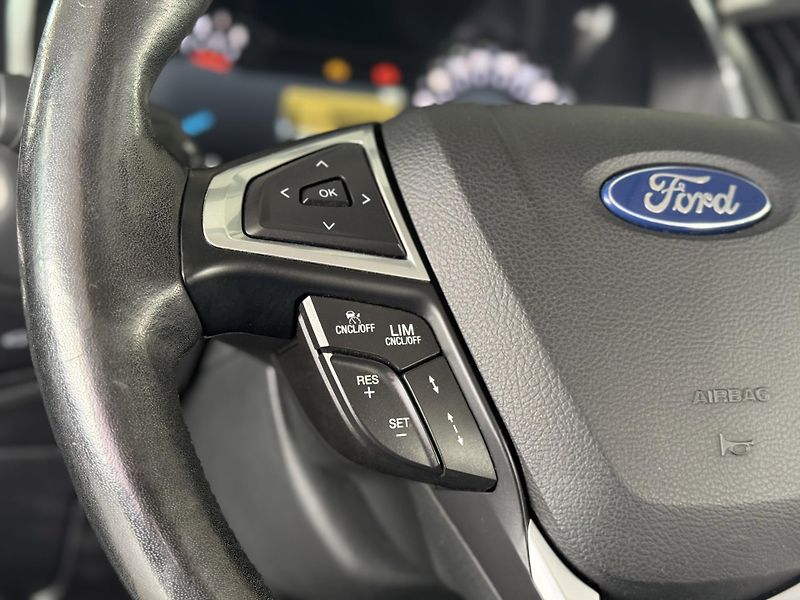 Ford Galaxy 2,0EcoBlue*AT8*140kW*FullLED - fotka 28 z 40