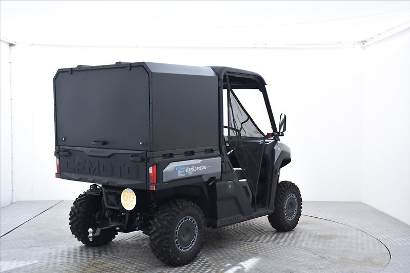 CFMOTO (2026) Gladiator U6 EV  T1b - fotka 2 z 4