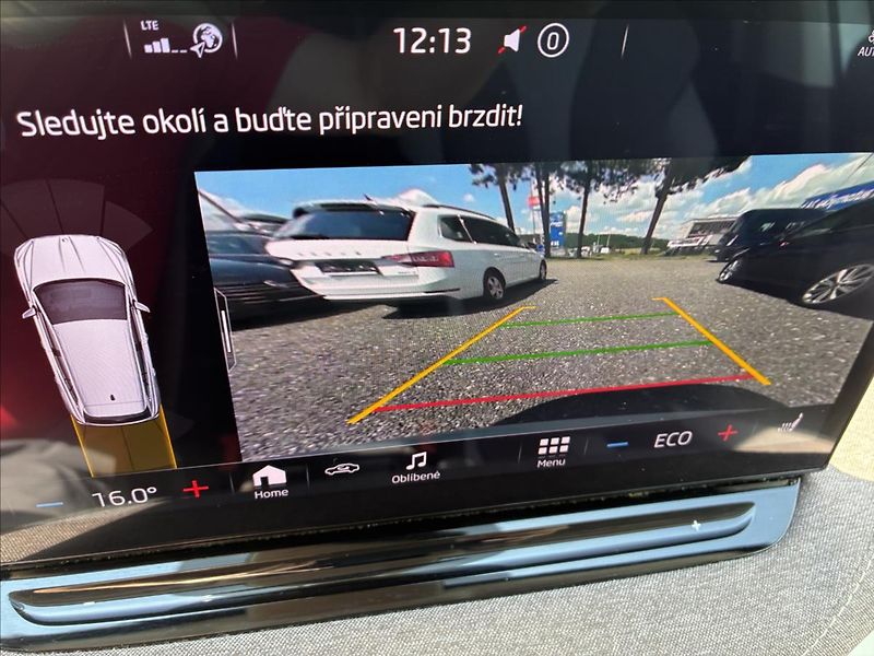 Škoda Enyaq 0,0 IV60 132KW 62kWh TAŽNÉ - fotka 13 z 25