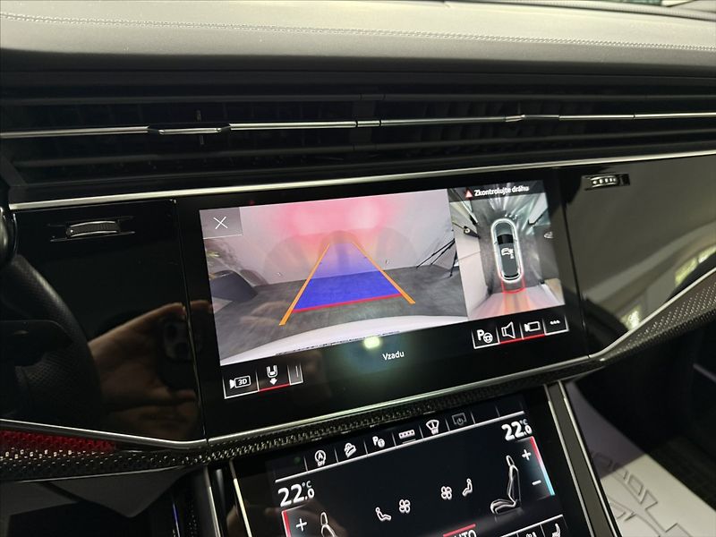 Audi SQ7 4,0   TFSI 507HP MATRIX B&O ČR - fotka 17 z 41
