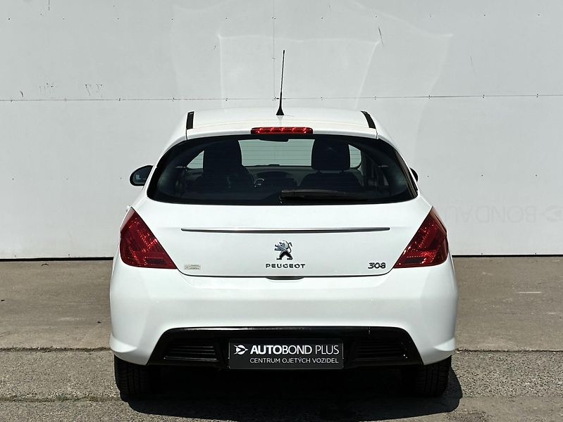 Peugeot 308 1.4 16V VTi 98k Access - fotka 9 z 18