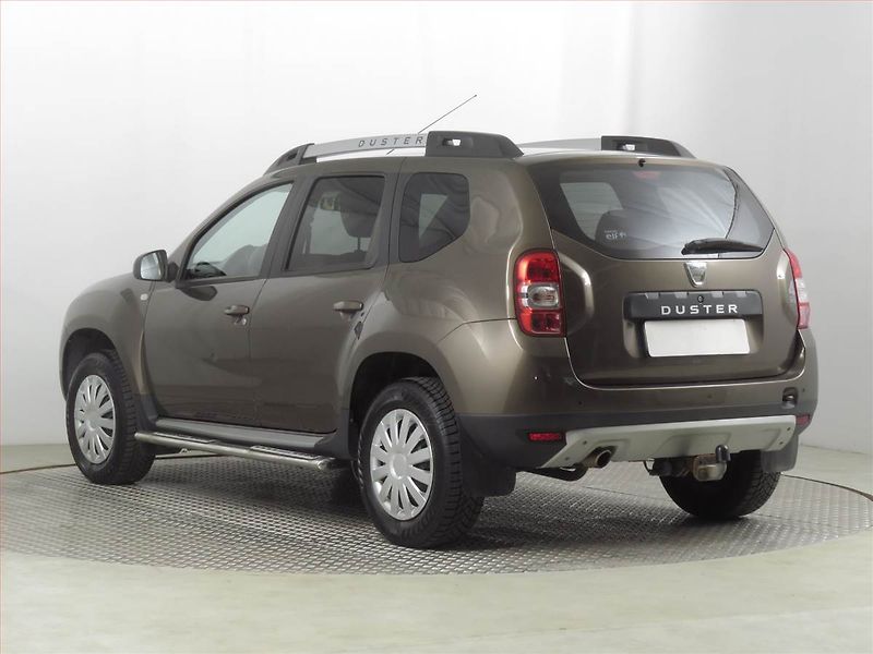 Dacia Duster (2017) 1.6 SCe, 4X4, Serv.kniha - fotka 4 z 21