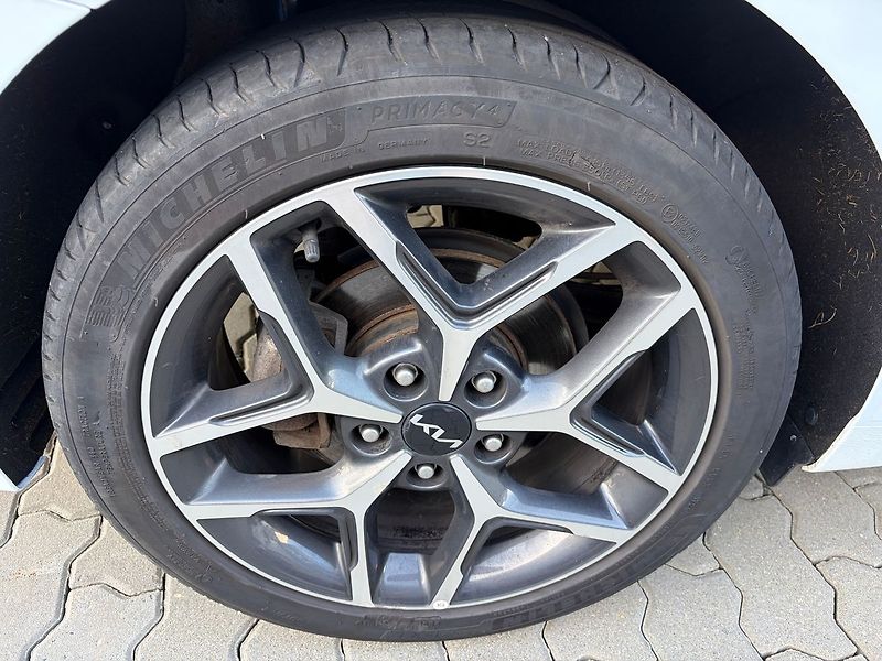 Kia Ceed 1.5 T-GDi 7DCT Exclusive SW - fotka 9 z 9