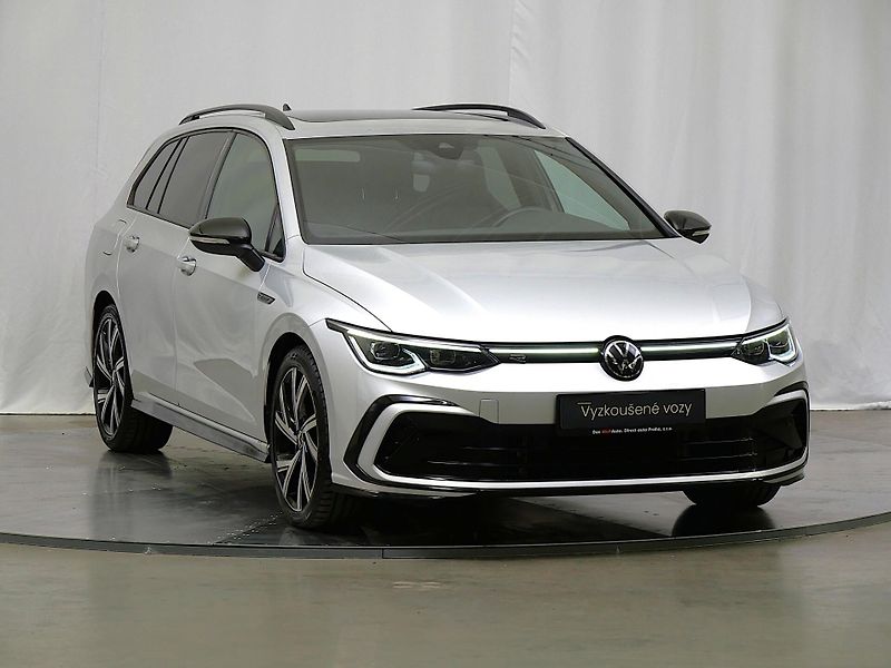 Volkswagen Golf - fotka 8 z 24
