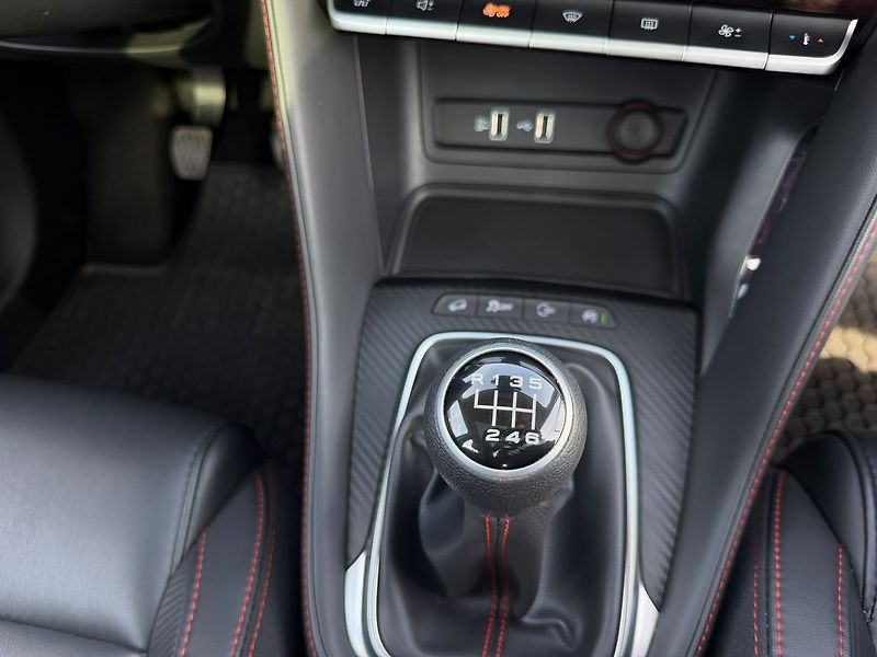 MG ZS 1.0TGI MAN6 ELEGANCE - fotka 24 z 27