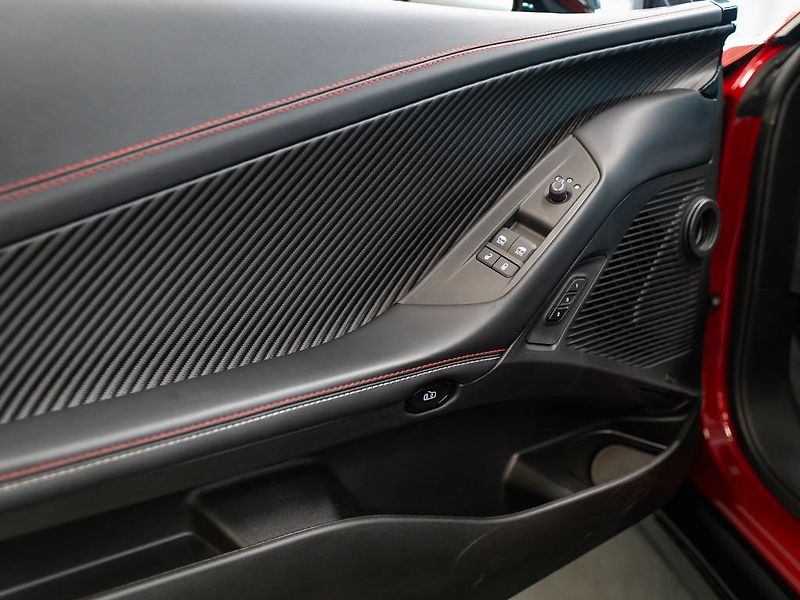 Dodge Charger (2024) 0.0 EV Scat Pack 670HP AWD - fotka 16 z 44