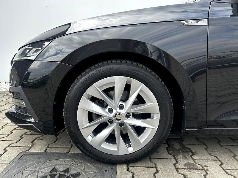 Škoda Octavia (2022) 2.0 TDI 110kW DSG Sportline - fotka 33 z 35