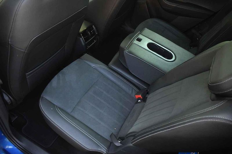 Škoda Karoq je úspěšná jako nový vůz i jako ojetina.
