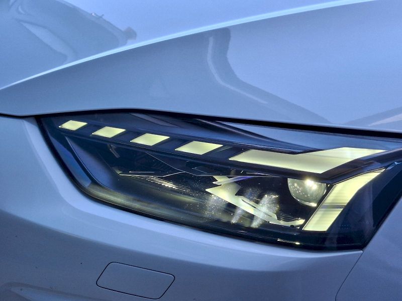 Audi A5 (2024) S-LINE Quattro DSG 2,0TSi 195k - fotka 34 z 35