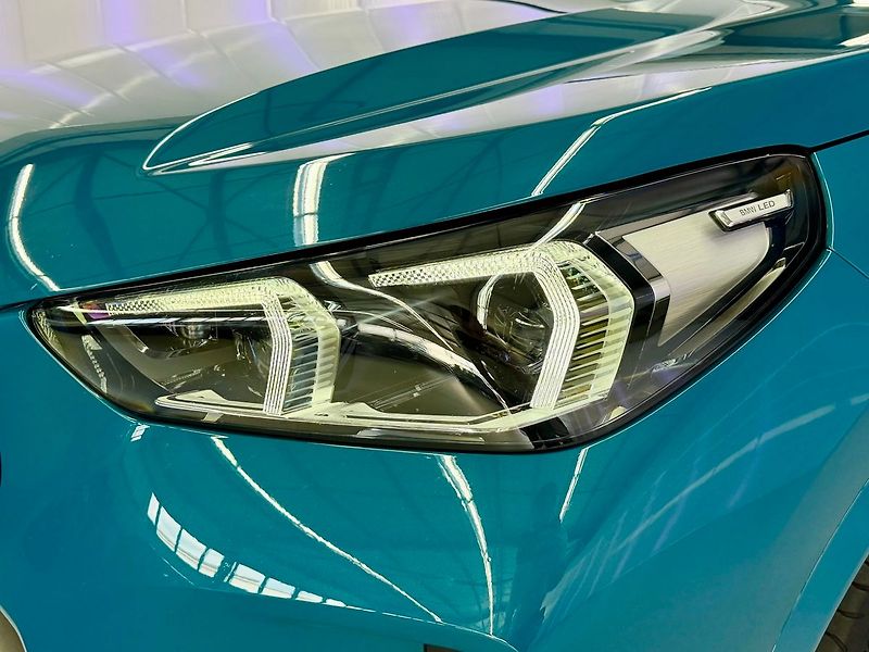 BMW iX1 xDrive 30 M-PAKET, INDIVIDUAL, - fotka 8 z 38