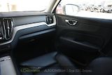 Volvo XC60 B4 INSCRIPTION AWD - náhled 24