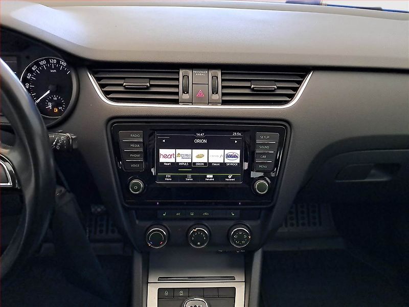 Škoda Octavia (2016) 2.0 TDI, Tempomat - fotka 11 z 12