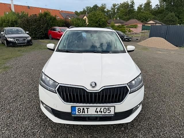 Škoda Fabia (2021) Ambition 1,0 TSI 70 kW 5M - fotka 9 z 16