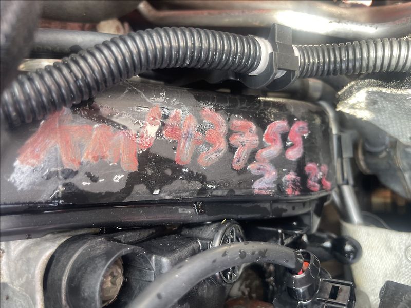 Volkswagen Caddy 2,0 TDi 4-Motion KLIMA, bez ko - fotka 21 z 32
