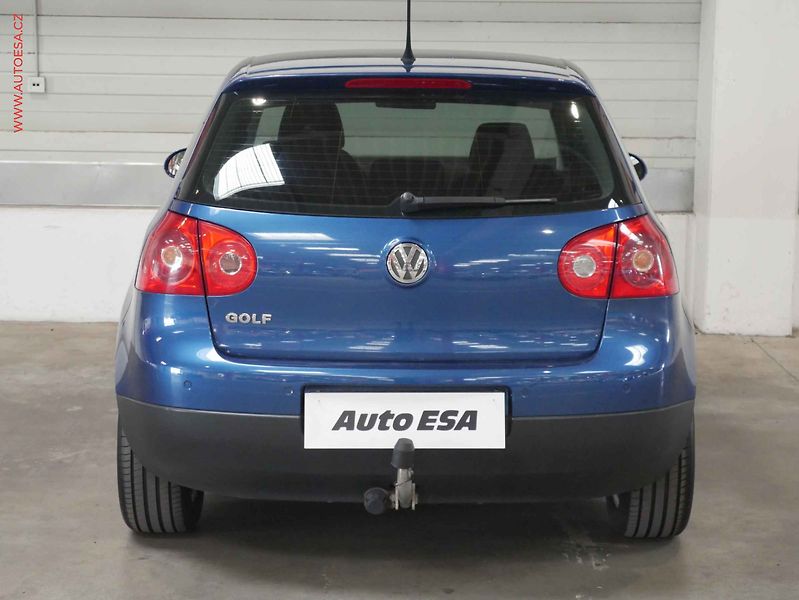 Volkswagen Golf (2007) 1.4i, autoAC - fotka 5 z 17