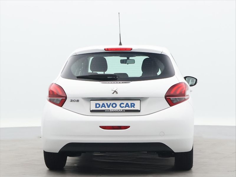 Peugeot 208 1,2 PureTech Klima CZ 1.Maj. - fotka 6 z 32