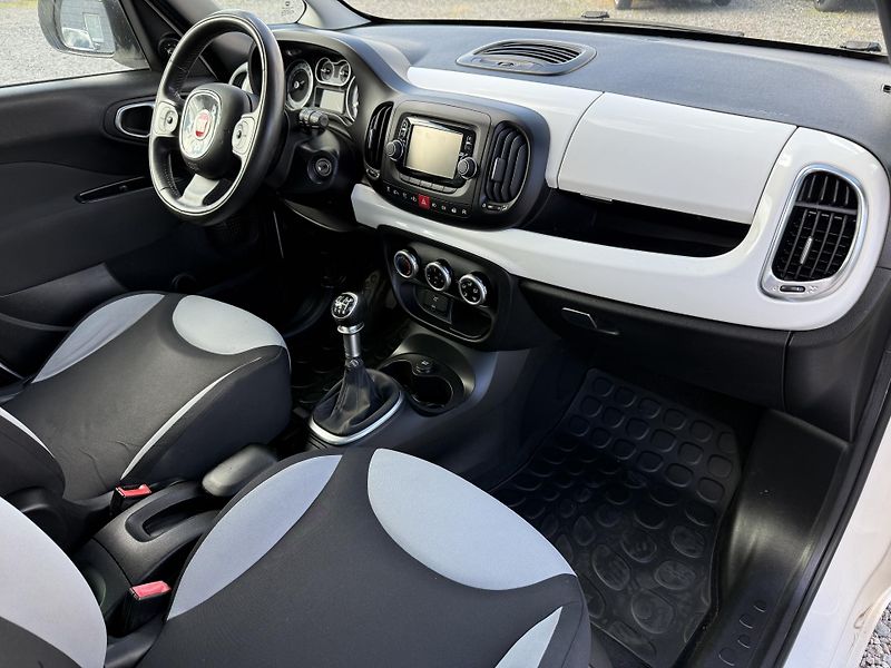 Fiat 500L 1.6JTD 105 LIVING ČR - fotka 10 z 17