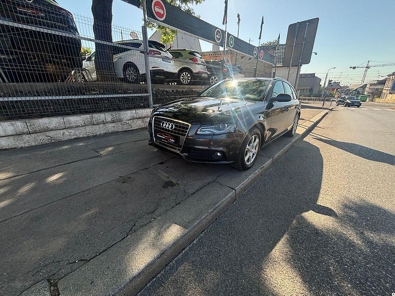 Audi A4 1.8TSi/2010/S.KNIHA-MAN6-2.MAJ - fotka 13 z 46