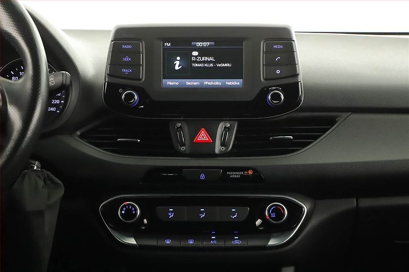 Hyundai i30 (2018) 1.4 T-GDI, Serv.kniha - fotka 10 z 14
