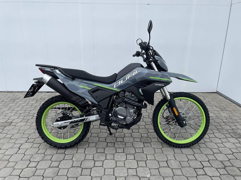 CFMOTO (2026) 250 Dual Sport EU5+ - fotka 2 z 12