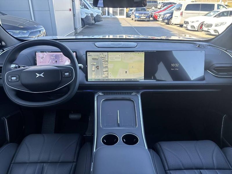 Xpeng G9 (2026) AWD Performance Pro - fotka 12 z 15