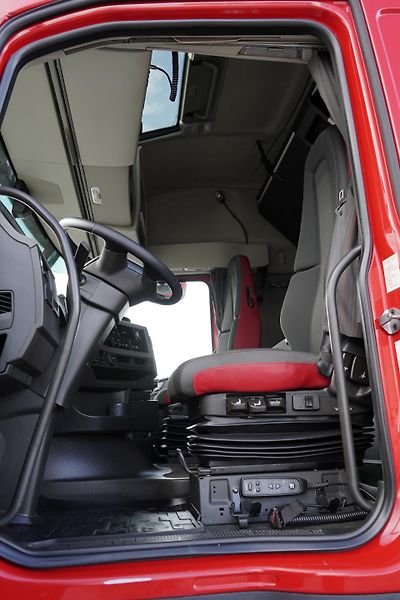 Volvo FH (2018) 460 / EURO 6 / ACC / GLOBETROT - fotka 7 z 50