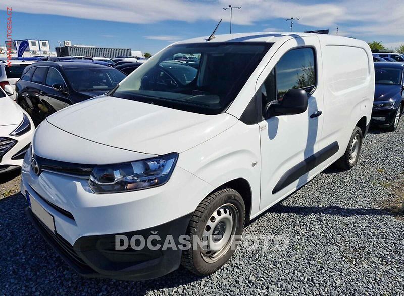 Toyota ProAce City (2022) 1.5D-4D MAXi, 1.maj,ČR, STK4 - fotka 2 z 8