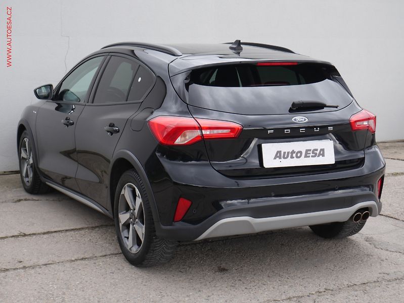 Ford Focus (2019) 1.5EB, Active, AT, navi, +ALU - fotka 4 z 21