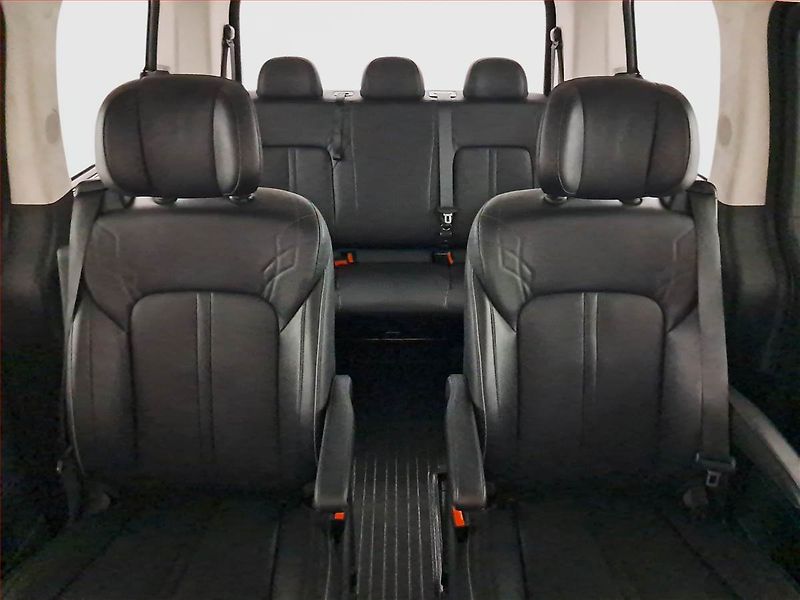 Hyundai Staria (2021) 2.2 CRDi - fotka 10 z 24