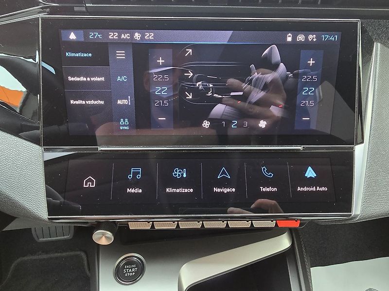 Peugeot 408 ALLURE 96kW KAMERA NAVI ČR-DPH - fotka 28 z 49