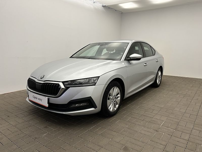 Škoda Octavia 2.0 TDI Ambition Plus Extra - fotka 1 z 21