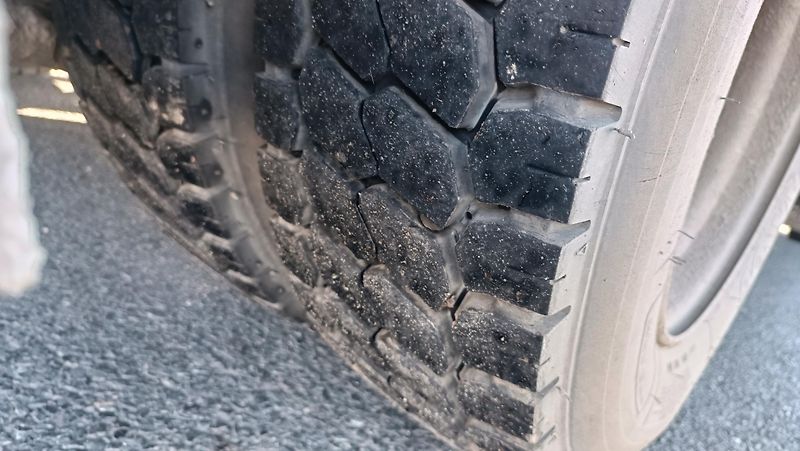 Iveco Eurocargo ML120E24 skříň,čelo,6ti válec - fotka 14 z 19