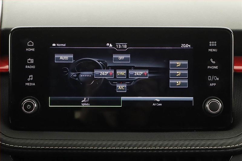 Škoda Fabia (2025) 1.0 TSI, Monte Carlo, FullLed - fotka 15 z 21