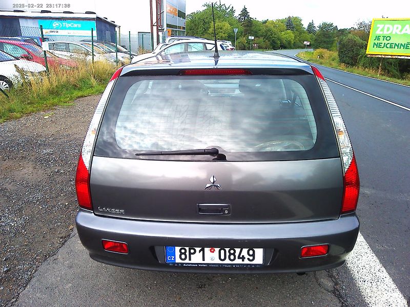 Mitsubishi Lancer 1.6 i, 72 kW, klima, nová STK - fotka 4 z 22