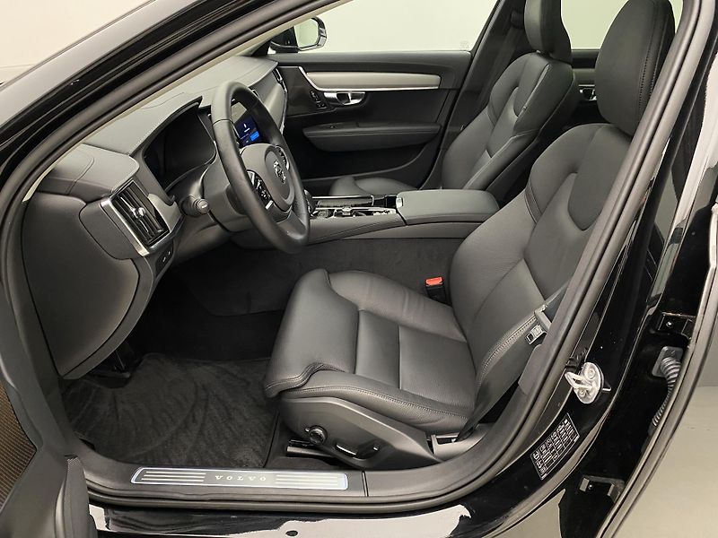 Volvo V90 T6 AWD RECHARGE BRIGHT PLUS  - fotka 3 z 64