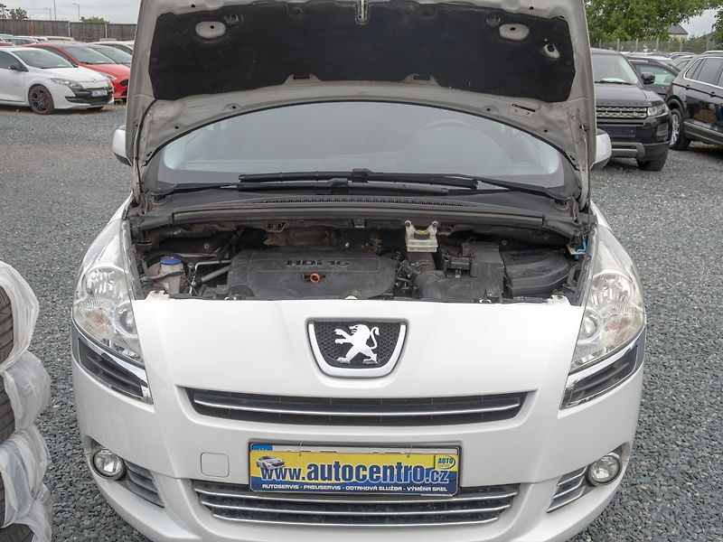 Peugeot 5008 (2013) 2.0HDI 110KW man– 2x PNEU - fotka 31 z 35