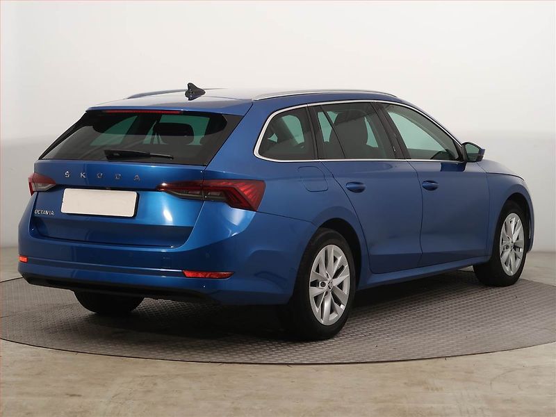 Škoda Octavia (2020) Style Plus 1.5 TSI - fotka 5 z 14