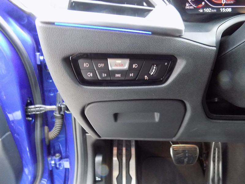 BMW Řada 3 (2020) 320d/xDrive/M-Sport/Full-LED/ - fotka 22 z 47
