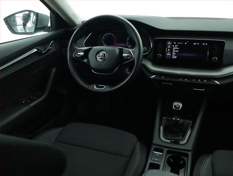 Škoda Octavia (2022) Ambition 2.0 TDI, ČR,1.maj - fotka 7 z 15
