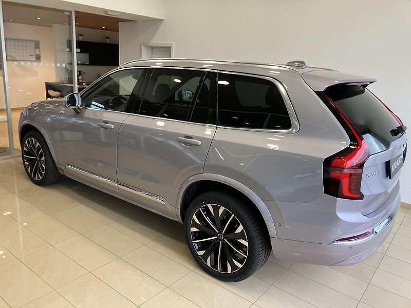 Volvo XC90 B5 AWD Ultra Bright AT8, ČR - fotka 7 z 49