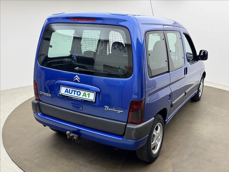 Citroën Berlingo 1,6 i 80kW SERVIS TAŽNÉ KLIMA - fotka 4 z 25