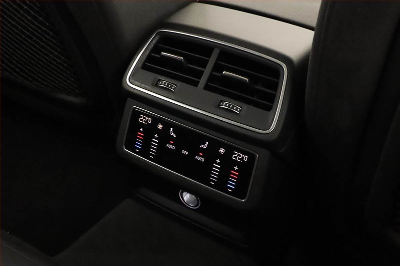 Audi A6 (2019) Sport 40 TDI - fotka 12 z 20