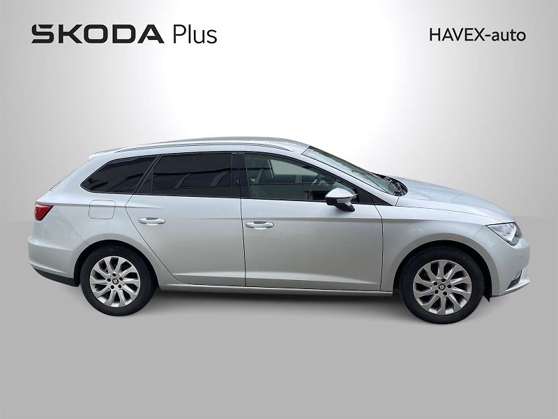 Seat Leon (2015) ST 1.6 TDI DSG Style - fotka 28 z 29