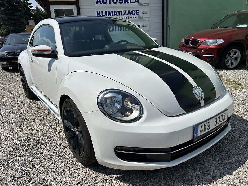 Volkswagen Beetle (2014) 2.0Tdi 103KW DSG 131tis km - fotka 4 z 35