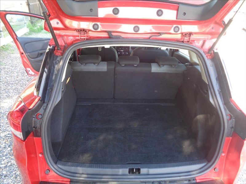 Renault Clio 0,9 0.9 TCI - fotka 11 z 18